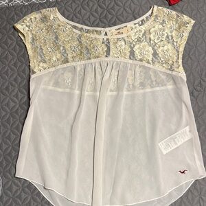 Hollister Women's White and Cream Lace Blouse